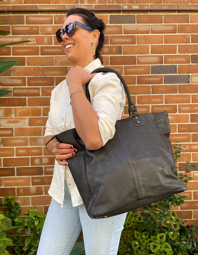 Astra Tote Charcoal