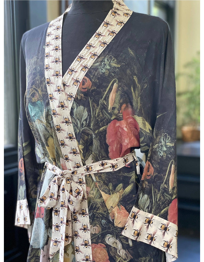 I Dream in Flowers Bamboo Long Kimono with Bees