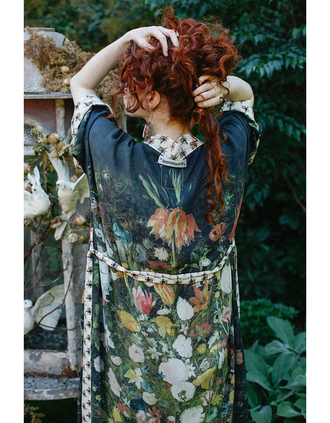 I Dream in Flowers Bamboo Long Kimono with Bees