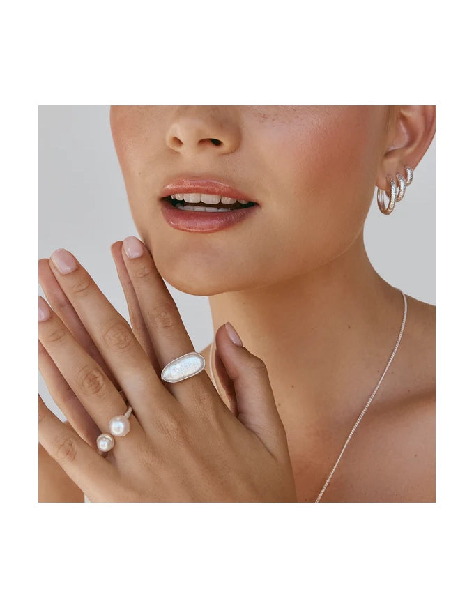 Double Pearl Ring Silver – Bombo Clothing - Main Image
