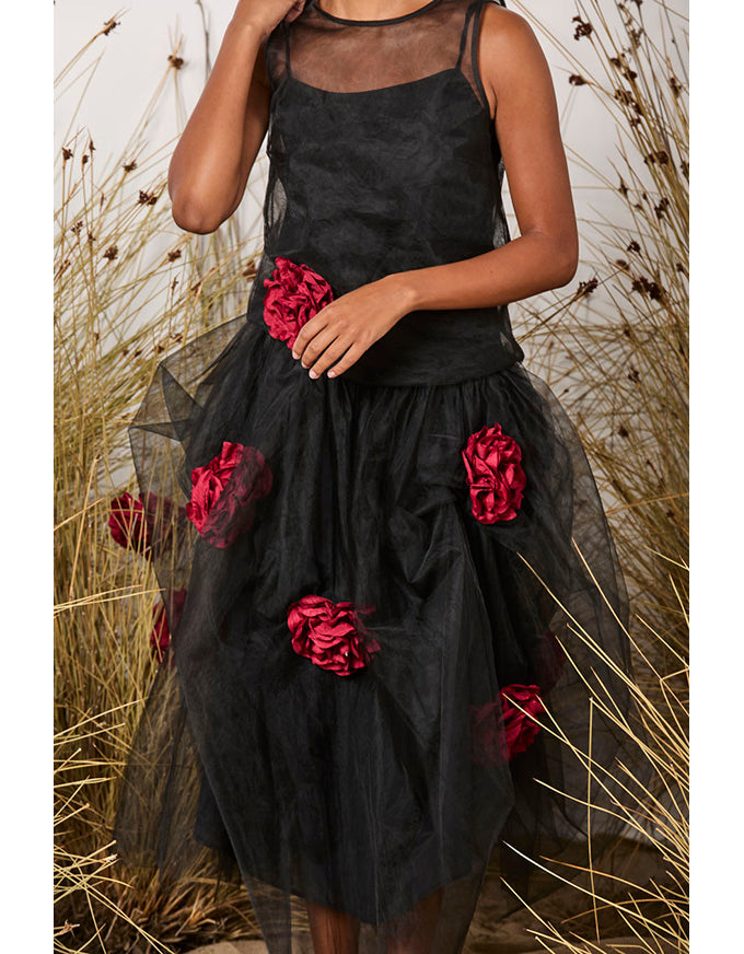 First Sight Top Black W/Red Roses