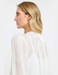 Ariel 3/4 Pintuck Top - White