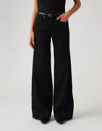 Shaping Wide Leg Soft Black. Black wide leg jean