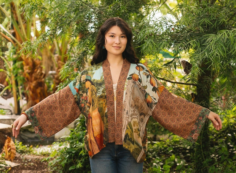 Secret Garden Cropped Bamboo Kimono with Swan