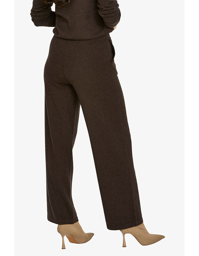 Seam detail pant in dark chocolate with wide leg and front seam detail