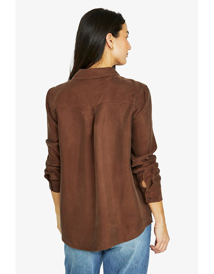 Cupro shirt in cocoa with button front, collar and long sleeves