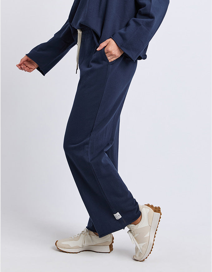 Gab Trackpant Navy