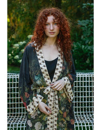 I Dream in Flowers Bamboo Long Kimono with Bees