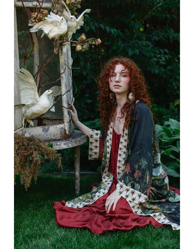 I Dream in Flowers Bamboo Long Kimono with Bees