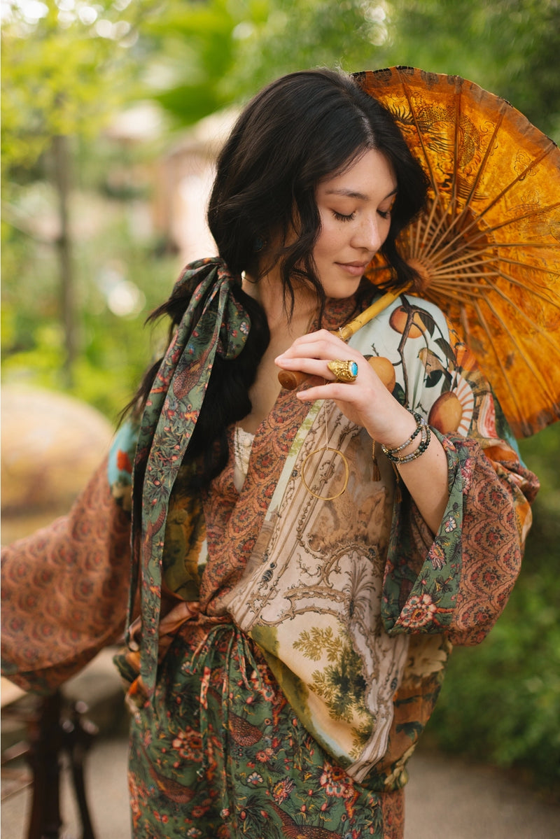 Secret Garden Cropped Bamboo Kimono with Swan