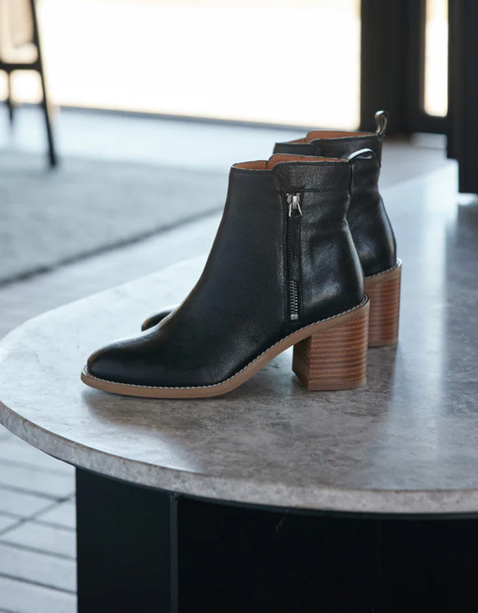 Charity Ankle Boots Nero Leather