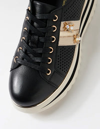 Eaglesy Black Milk Sneaker