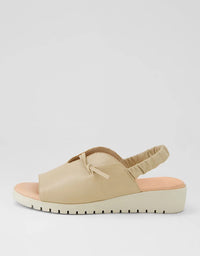 Mikkos Leather Sandals Camel/Almond