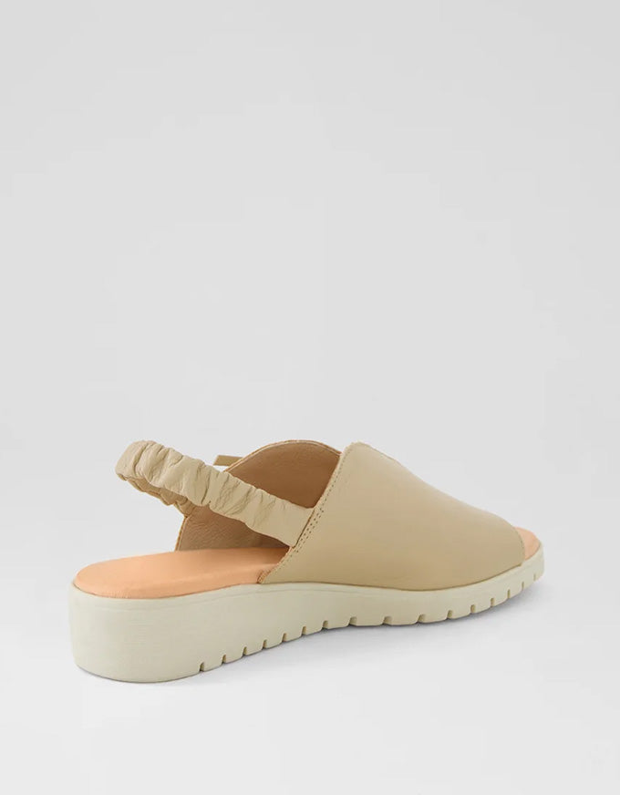 Mikkos Leather Sandals Camel/Almond