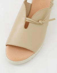 Mikkos Leather Sandals Camel/Almond
