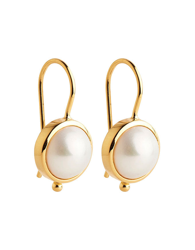 Garland Pearl Earring