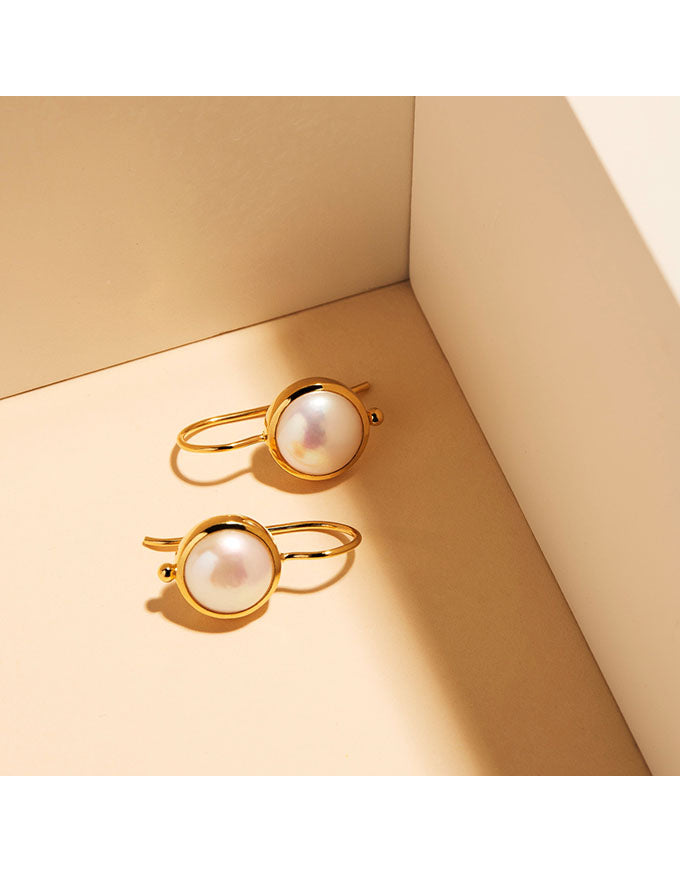 Garland Pearl Earring