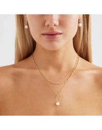 The Enchantress Pearl Drop Stud Earrings Gold