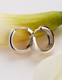 Stella Huggie Earrings Silver