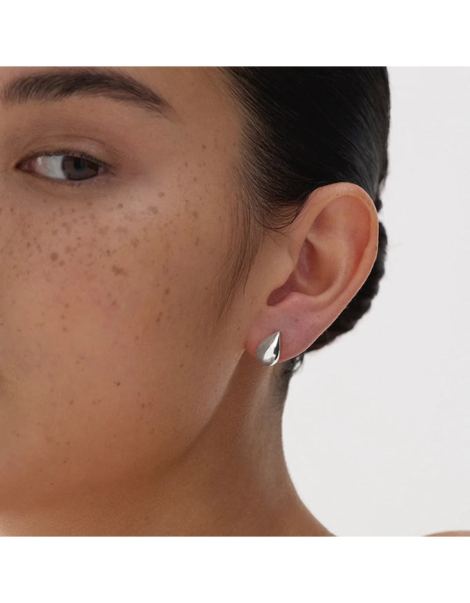 Liora Stud Earrings Silver