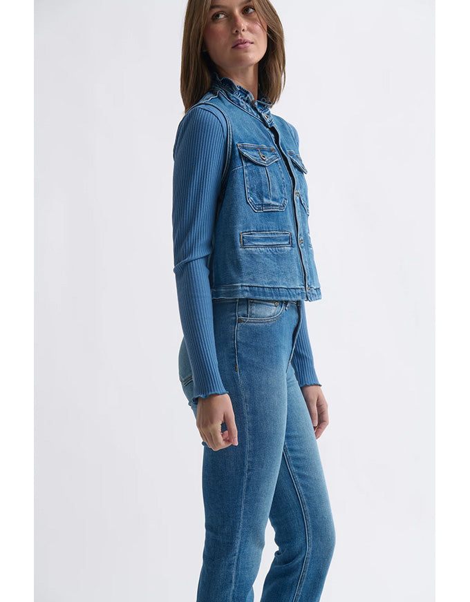Erica Vest Dakota Wash