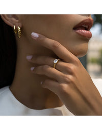 Riviera Twist Hoops