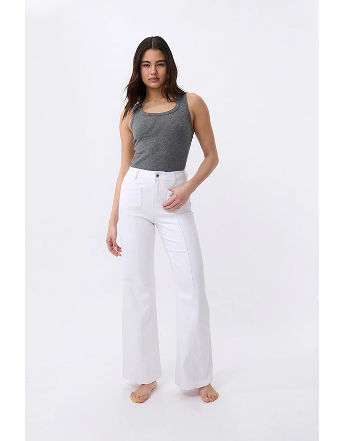 Farrah Jeans Snow White