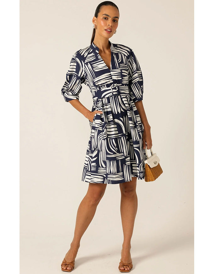 Adele Shift Dress White/Navy Abstract