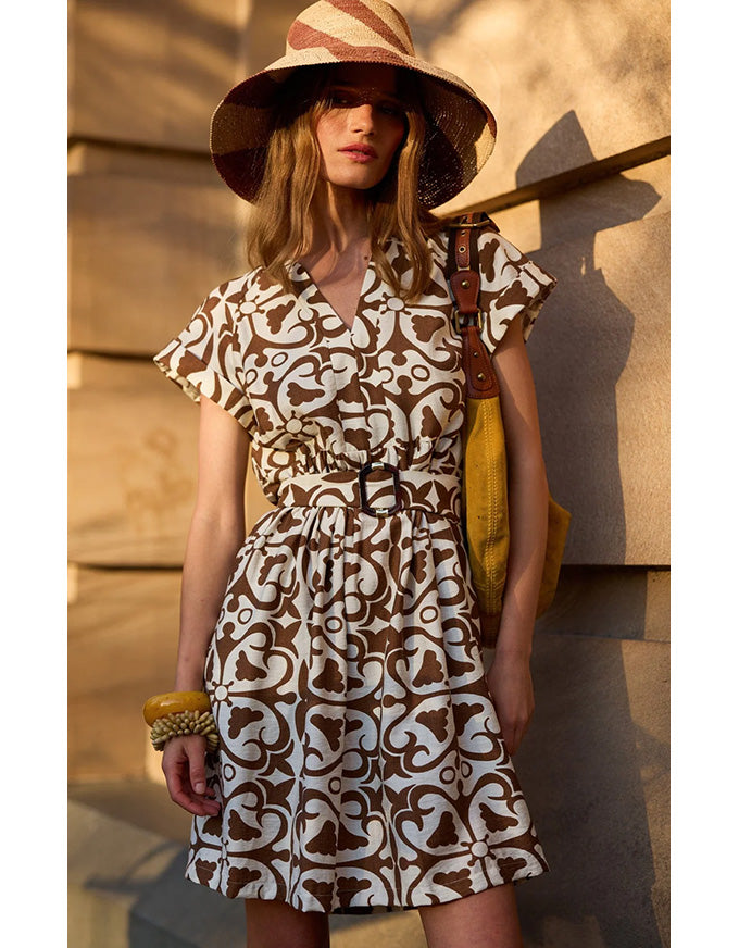 Cobblestone Shift Dress Toffee/Cream