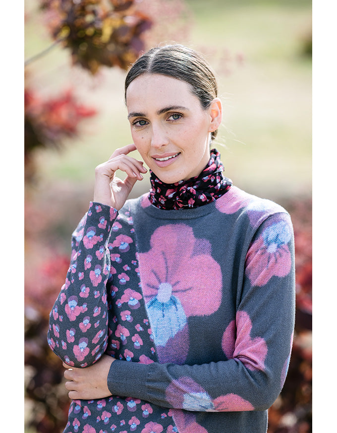 Puzzle Jumper Violets