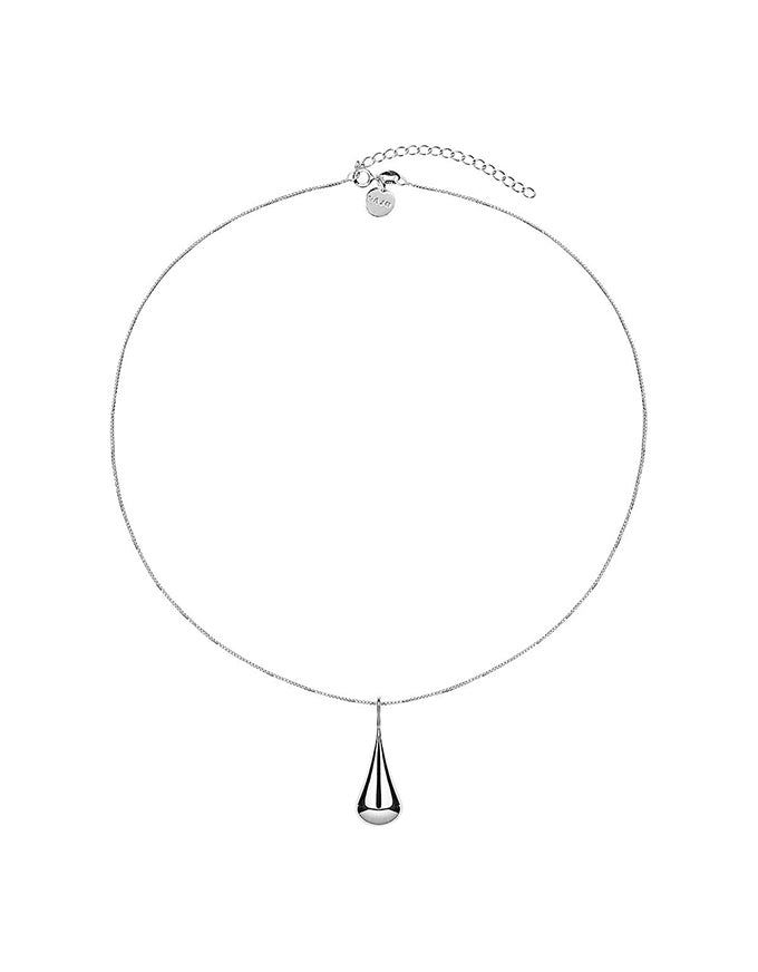 Weeping Widow Necklace Silver