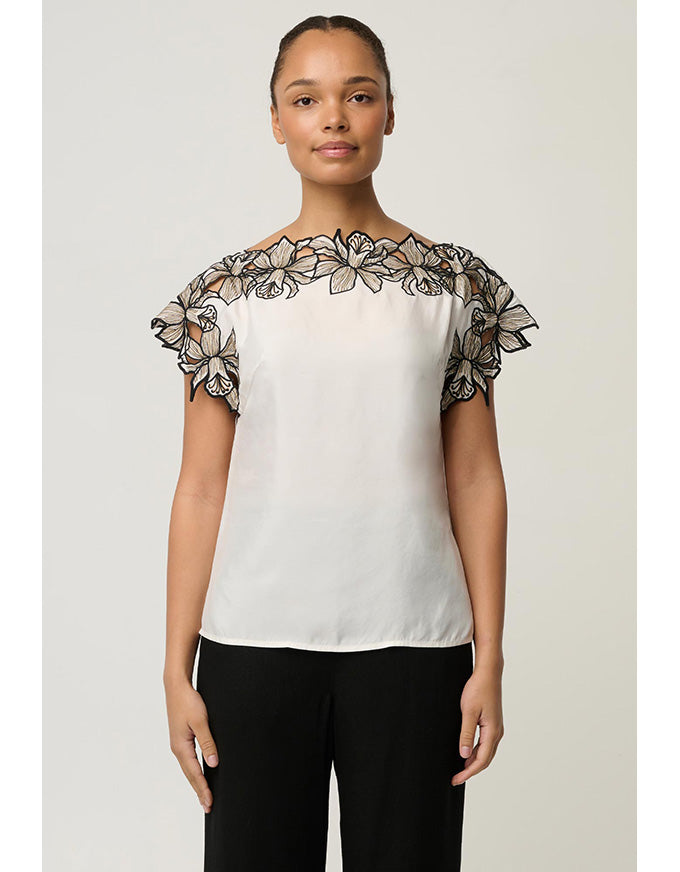 Eleanor Embroidery Detail Top Ivory