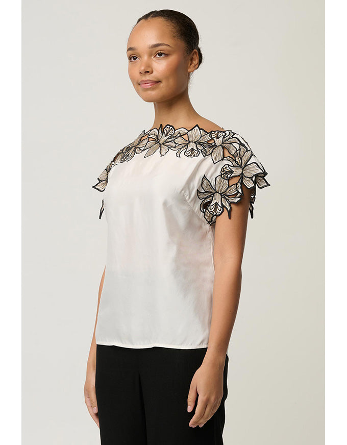 Eleanor Embroidery Detail Top Ivory