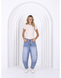 Carson Barrel Jean Light Wash Denim