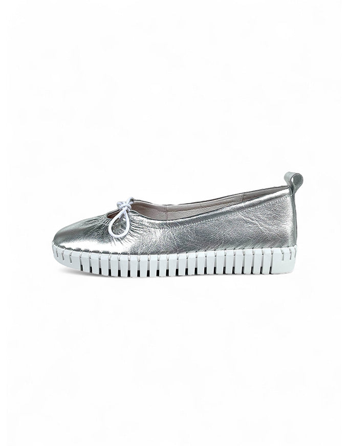 Halimas Flats Silver White Leather