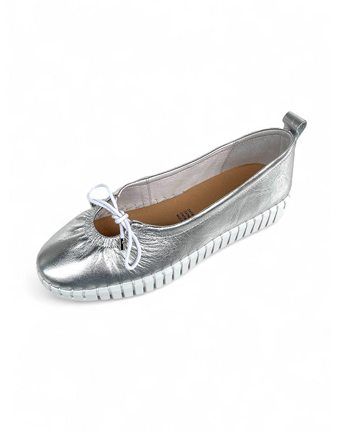 Halimas Flats Silver White Leather