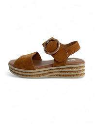 Vivian Sandals Tan Suede