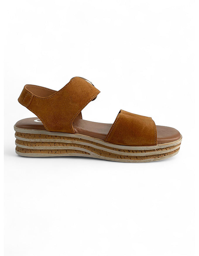 Vivian Sandals Tan Suede