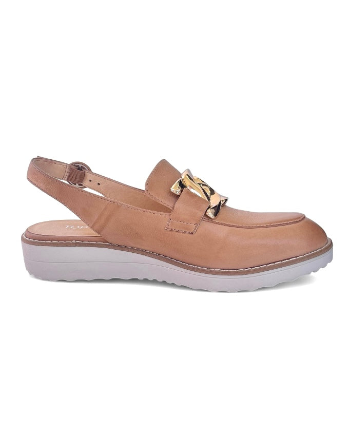 Ozten Tan Almond Leather Flats