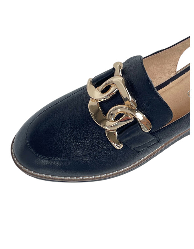 Ozten Black Leather Flats