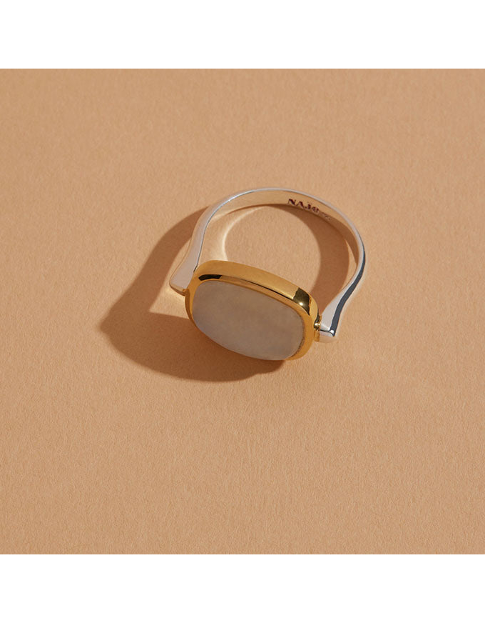 Fleur Rainbow Moonstone Ring