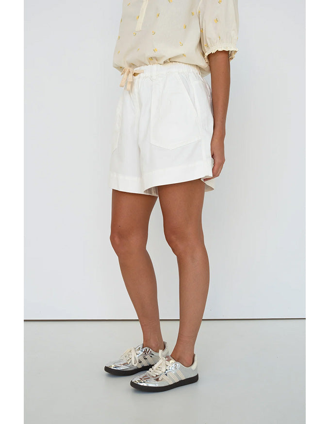 Sofia Short Snow White