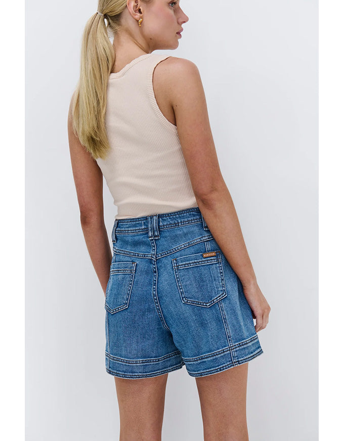 Sydney Short - Dakota Wash