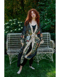 I Dream in Flowers Bamboo Long Kimono with Bees