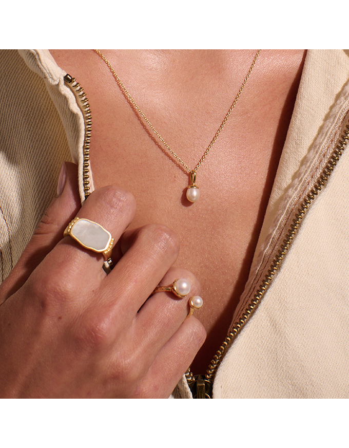 Aphrodite Goddess Mother Of Pearl Ring Gold