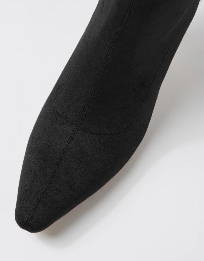 Audry Microseude Ankle Boot Black