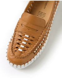 Brogany Tan White Leather Sneakers