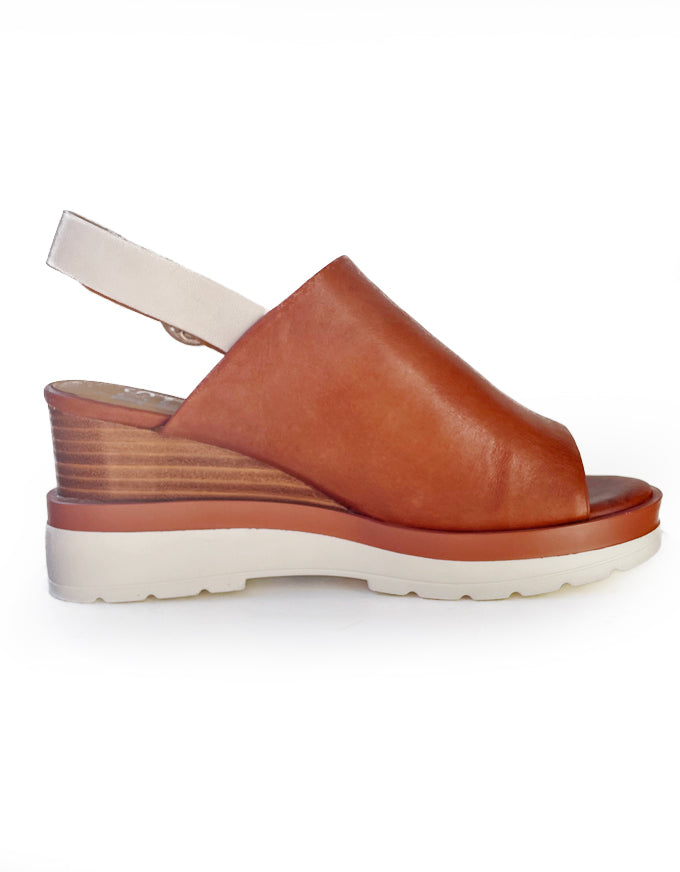 Jara Wedges Brandy Leather