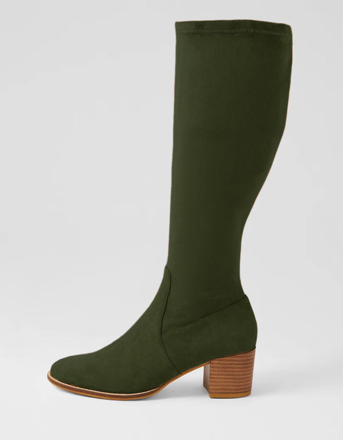 Mamoru Stretch Microsuede Boots Olive