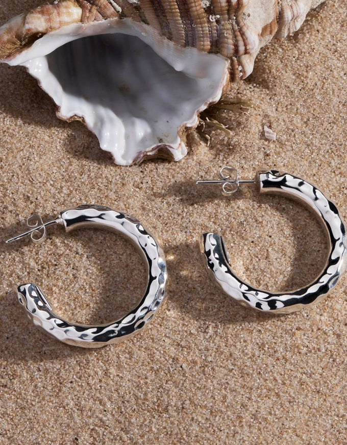 Moonglow Thick Hoop Earring 